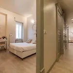Nina Casetta De Trastevere